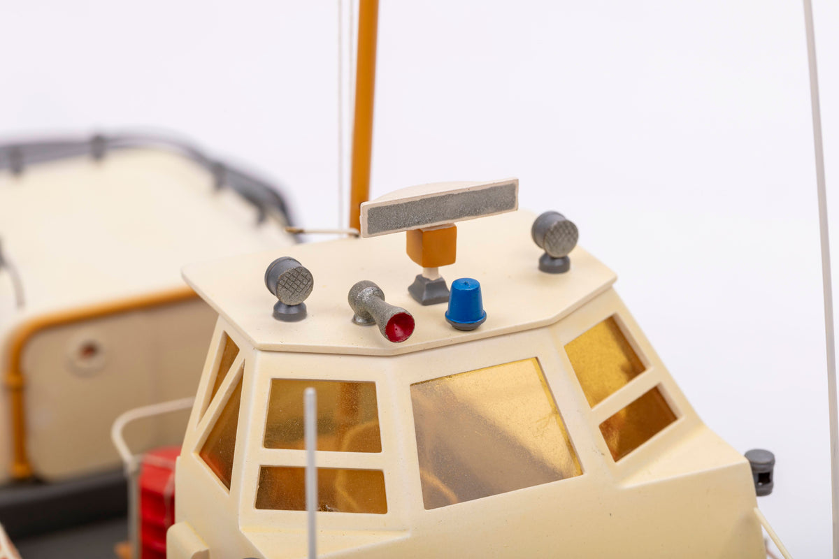 Billing Boats U.S. Coast Guard Rescue Boat 1:40 Scale Model Kit