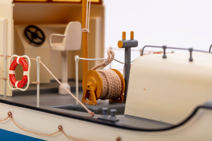 Billing Boats U.S. Coast Guard Rescue Boat 1:40 Scale Model Kit