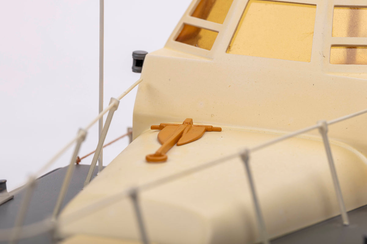 Billing Boats U.S. Coast Guard Rescue Boat 1:40 Scale Model Kit