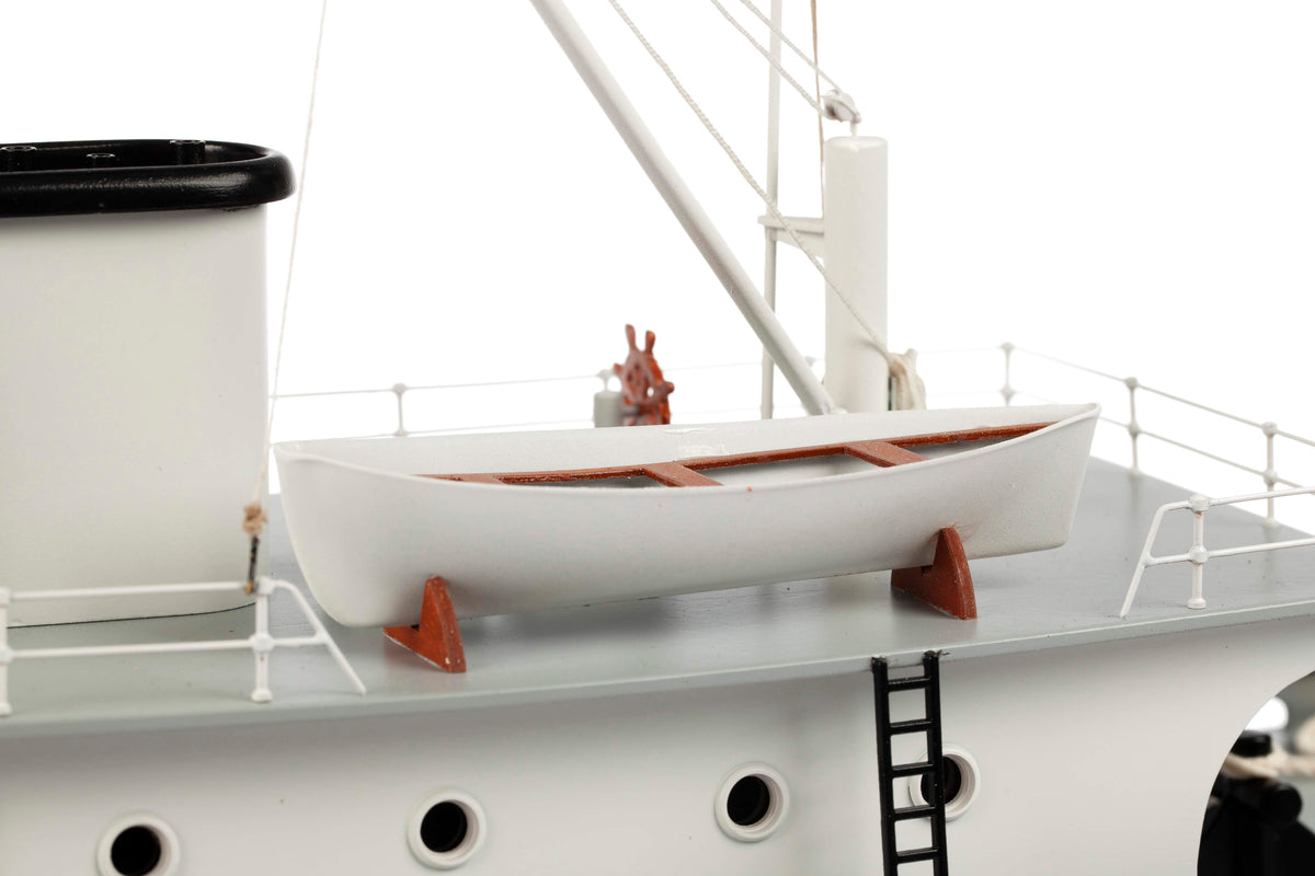 Billing Boats - 1:50 Hoga Pearl Harbor Tugboat - Plank on Bulkhead