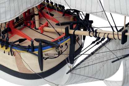 Billing Boats - 1:50 HMS Endeavour