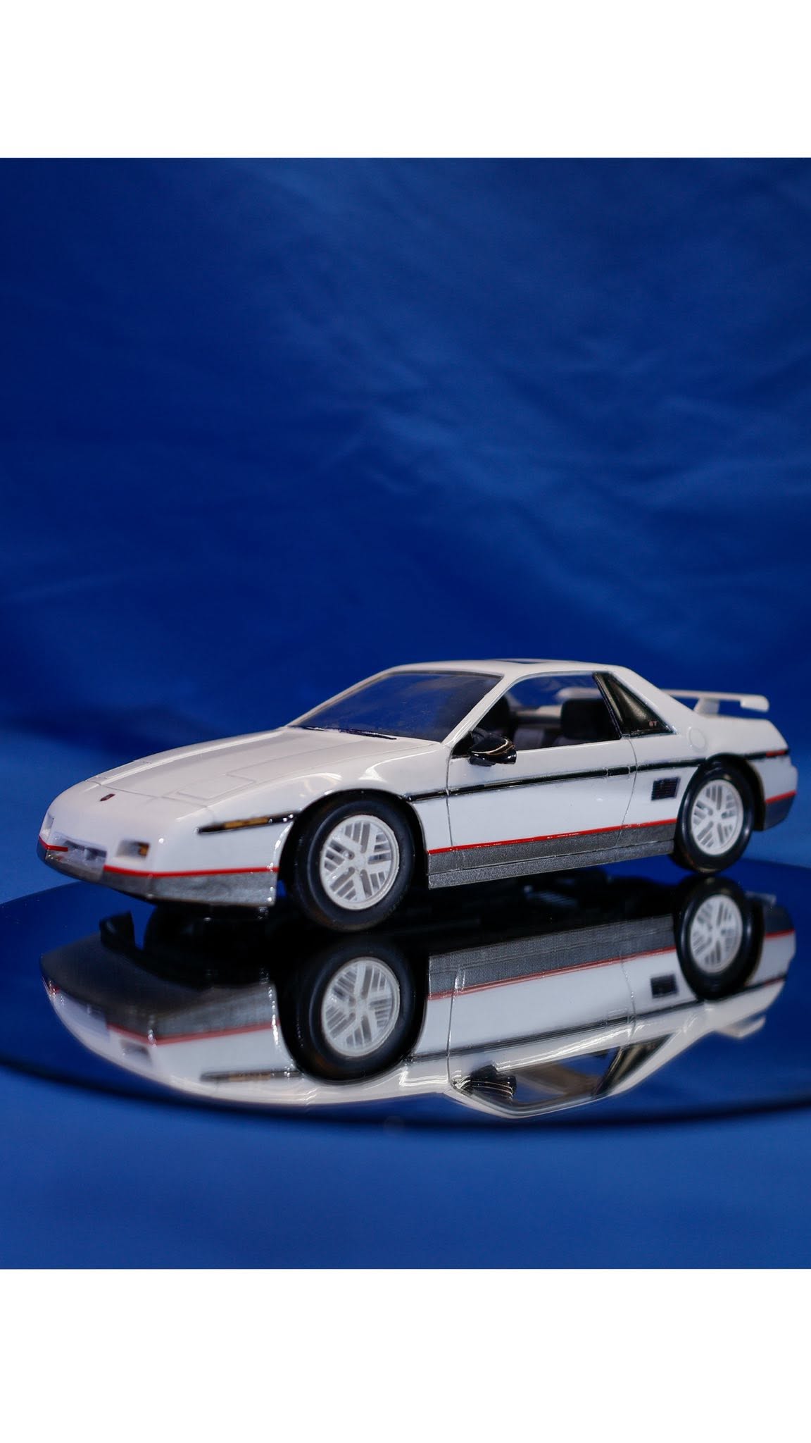 Revell 1985 Pontiac Fiero GT — 1:24 Scale Model Kit
