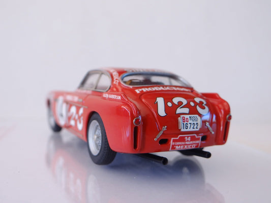 Tameo - TMK017 Metal Kit 1:43 Scale - Ferrari 340 Mexico - Vignale Berlinetta - Carrera Panamericana 1952