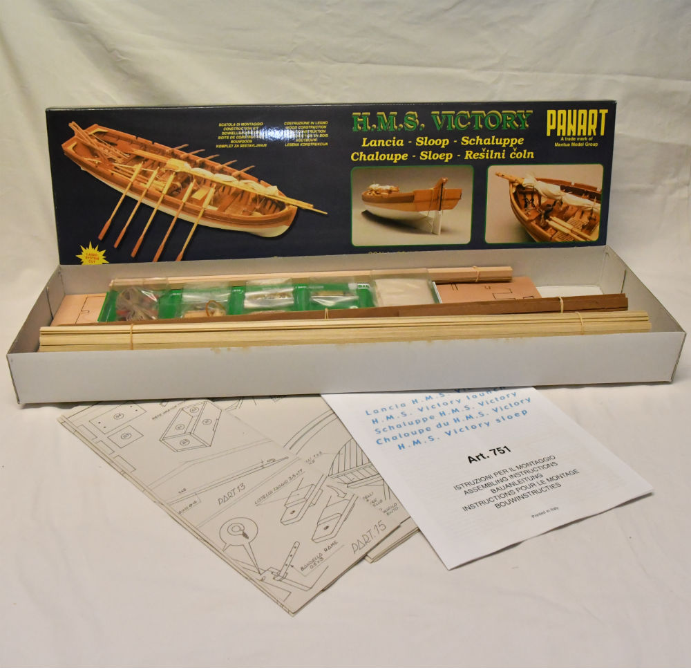Mantua - 751 Victory Lifeboat 1:16