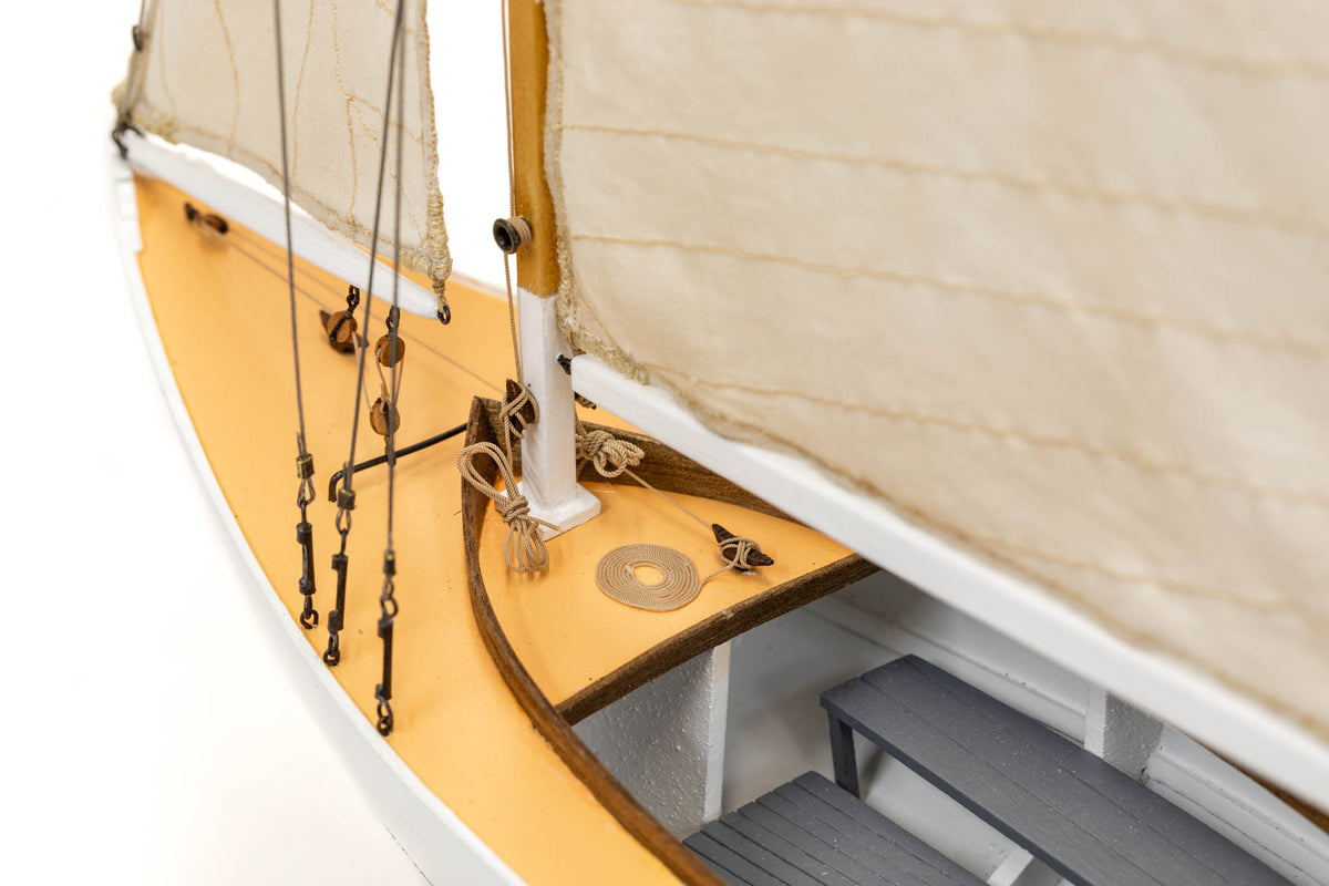 Midwest - 983 Sakonnet Daysailer 1:24 Scale