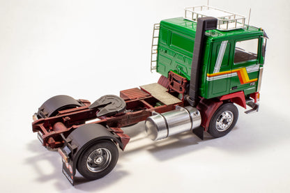 Italeri - Volvo F12 Intercooler Low Roof
