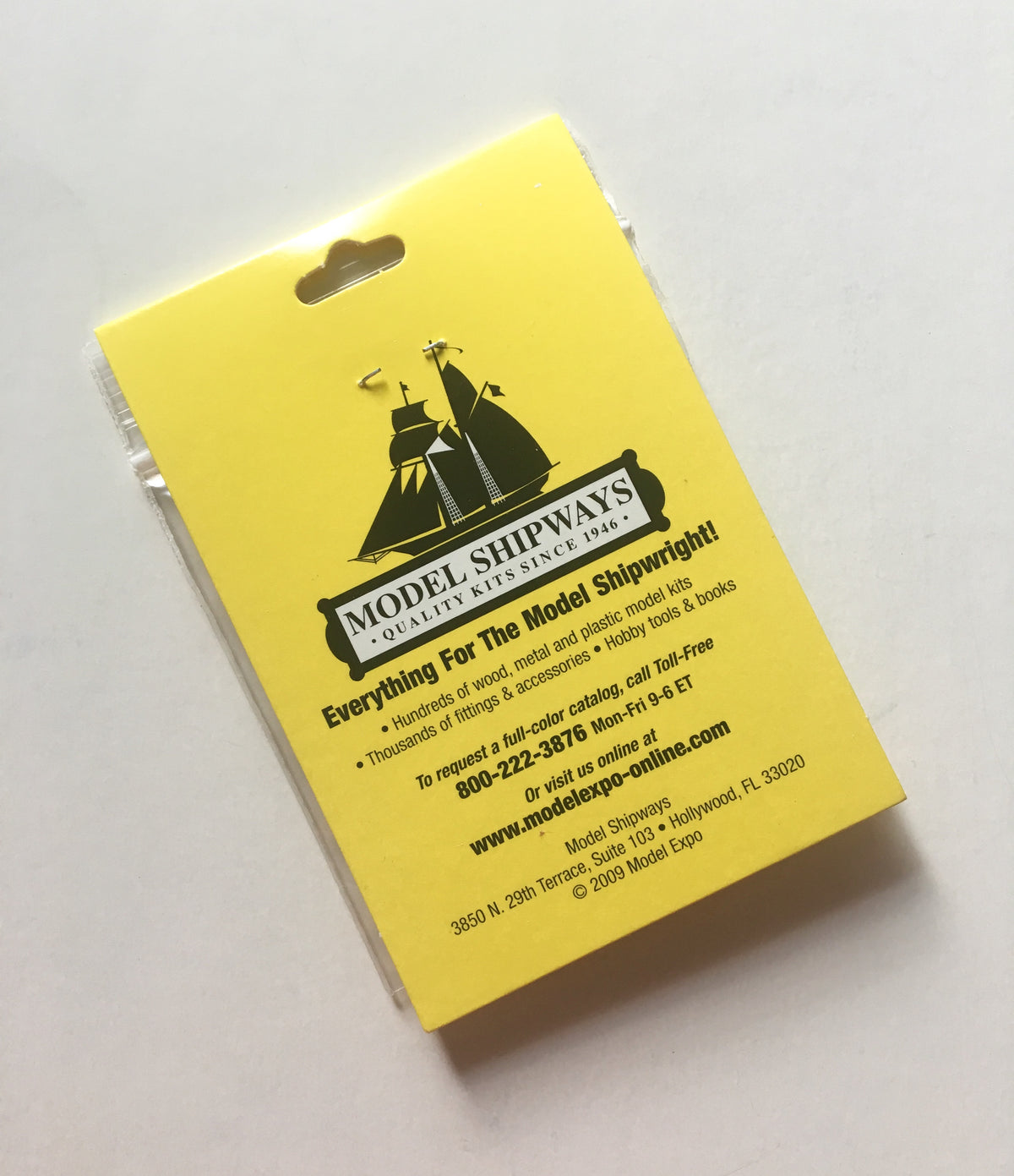Model Expo - 15/32" (12mm) Walnut Belaying Pin 150 pcs