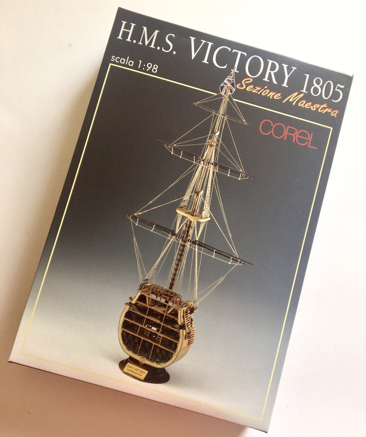 Corel - SM24 VICTORY CROSS SECTION 1:98 SCALE - Wooden Ship Model Kit