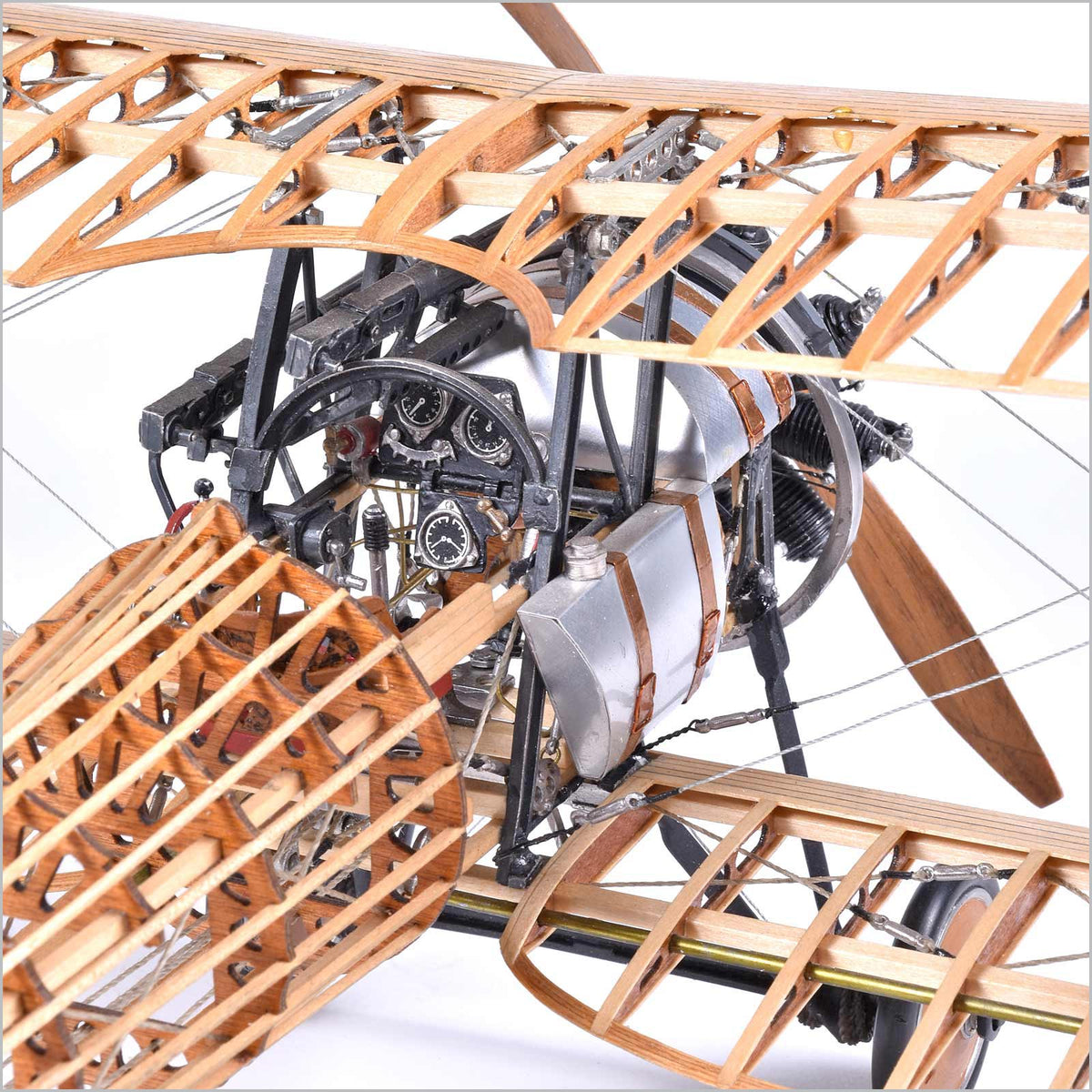 Model Airways Nieuport 28: Eddie Rickenbacker’s WWI Fighter – 1:16 Scale Museum-Quality Kit