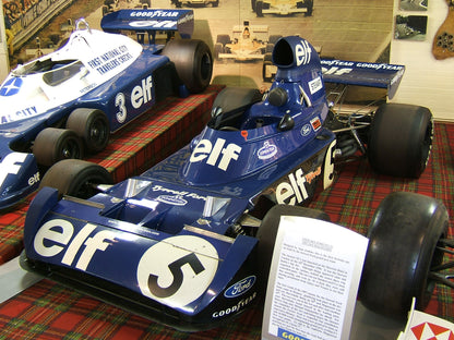 Tameo - TMK174 Tyrrell 006 Ford- 1973 - White Metal Car Kit - Scale 1:43, Made in Italy