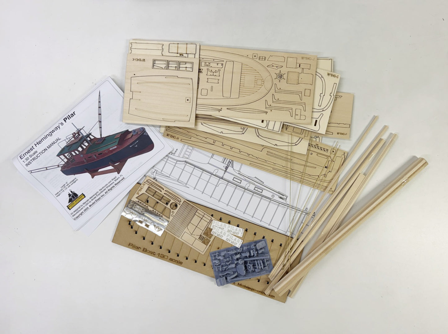 Model Shipways Ernest Hemingway's Pilar - 1:30 Scale Wooden Sportfishing Boat Model Kit