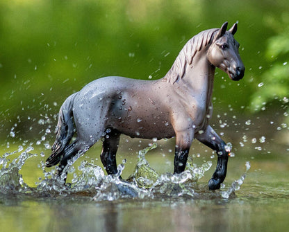 Breyer Horses Classic Size Freedom Series Blue Roan Brabant 1:12