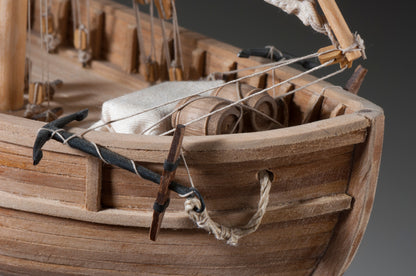 Dusek-Mamoli - Nina Wood Model Ship Kit D012 Scale 1:72