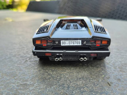 Italeri - Lamborghini Countach 25th Anniversary 1:24