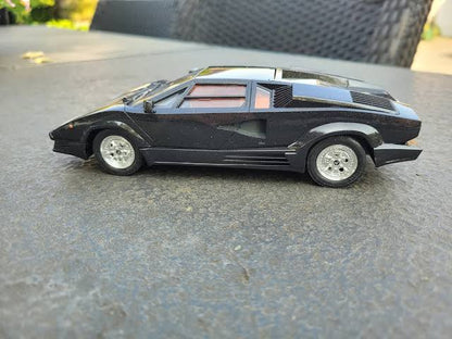 Italeri - Lamborghini Countach 25th Anniversary 1:24