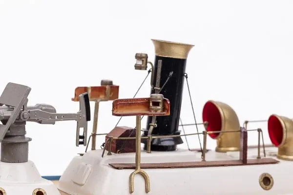 Billing Boats - H.M.S. Renown 1:35