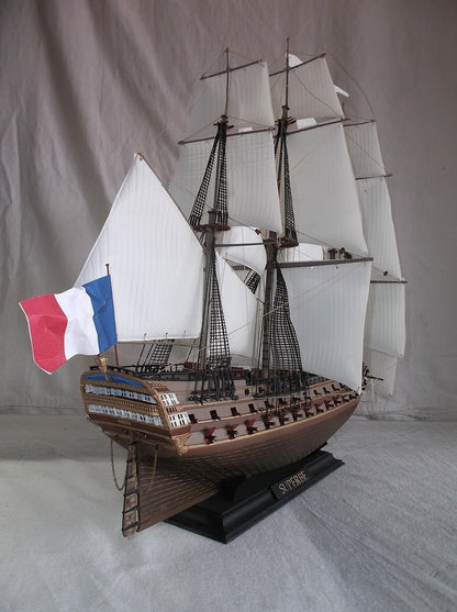 Heller 80895 - Le Superbe 1:150