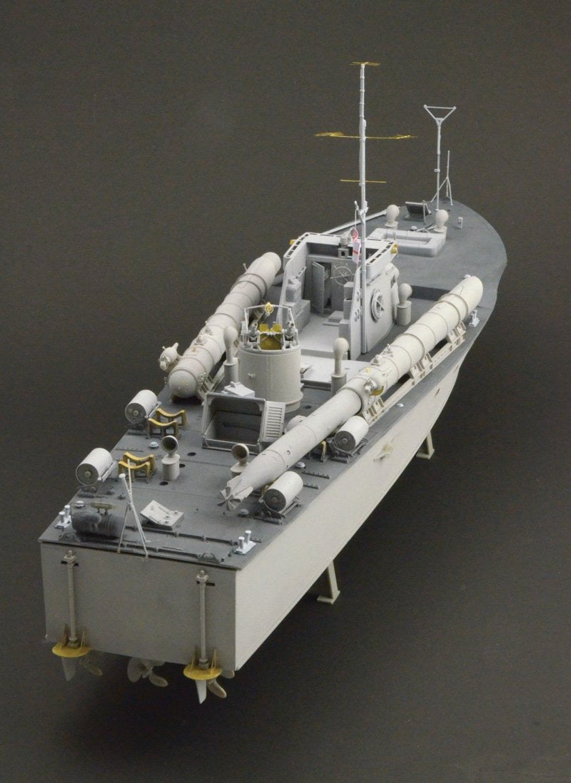 Italeri - VOSPER 72'6'' MTB 1/35 Scale