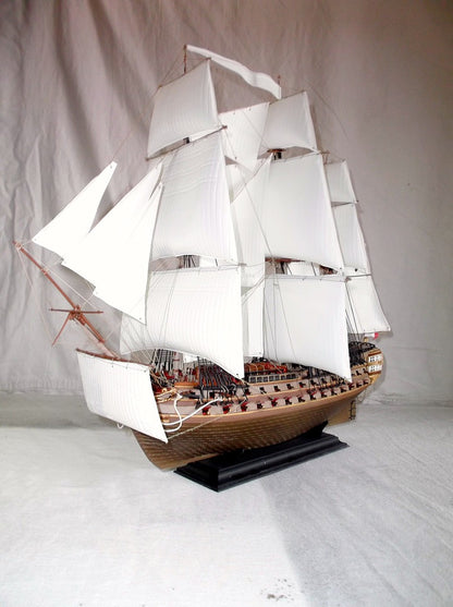 Heller 80895 - Le Superbe 1:150
