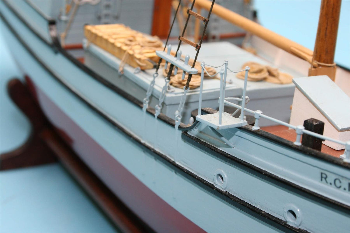 Billing Boats St. Roch 1:72 RCMP Arctic Patrol Vessel Wooden Model Kit