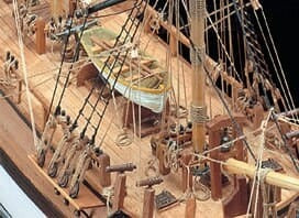 HMS Bounty 1:100  Plank-on-Bulkhead Kit by Mamoli
