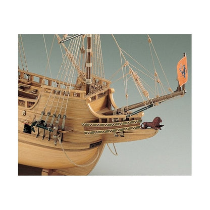 Corel - HALF MOON WOOD SHIP MODEL KIT 1:50