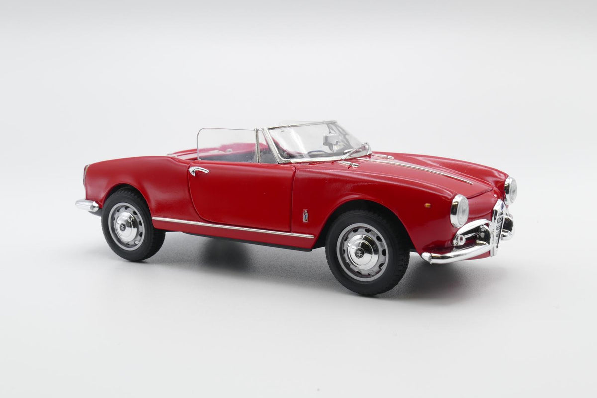 Italeri - Alfa Romeo Giulietta Spider 1300 1:24