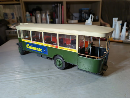 Heller - 1:24 Parisian AutoBus