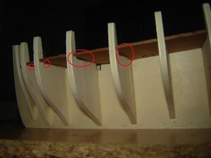 HMS Hunter 1:72 Scale - MV35 Plank-on-Bulkhead Kit by Mamoli